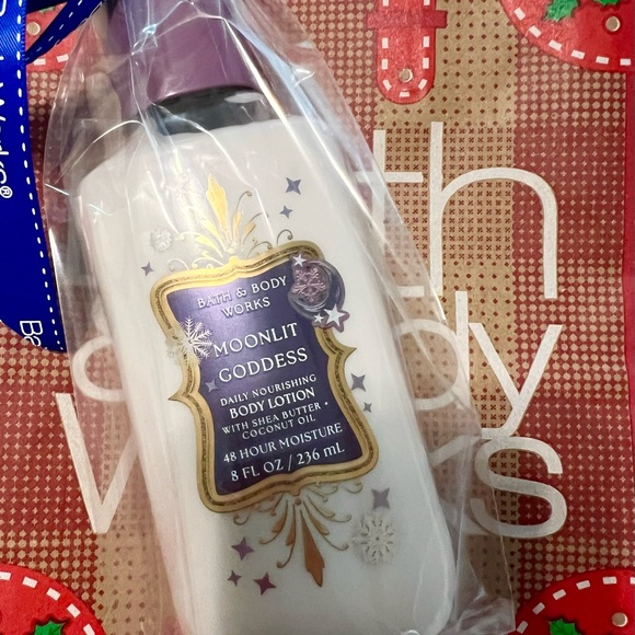 BATH & BODY WORKS Moonlit Goddess Body Lotion - Picture 3 of 4